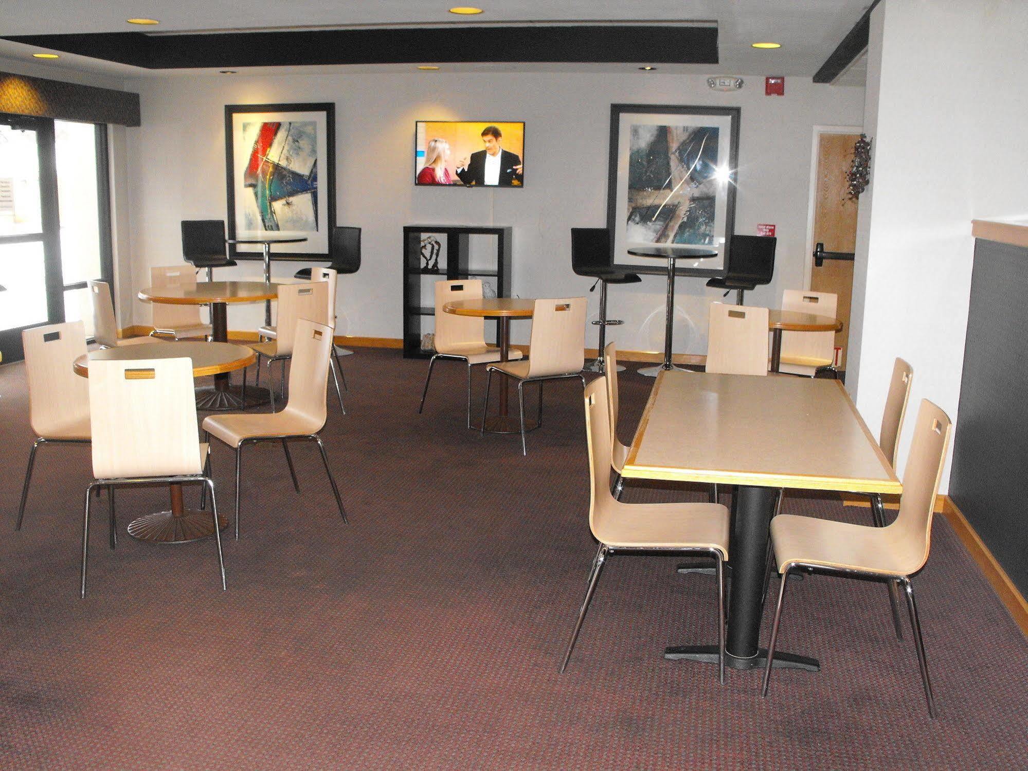 Country Inn & Suites By Radisson, La Crosse, Wi Dış mekan fotoğraf